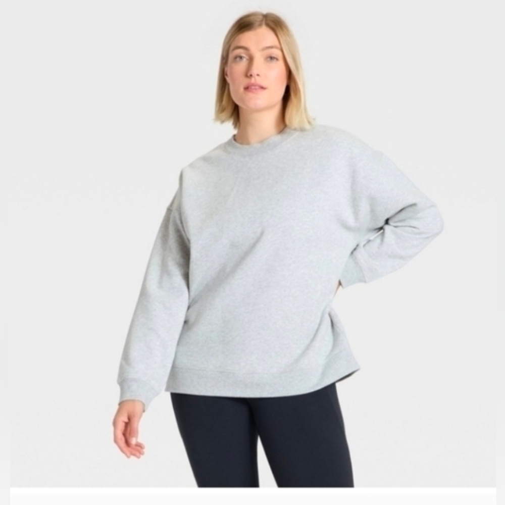 Universal Thread Women's Leisure Studio French Terry Pullover Sweatshirt Cotton